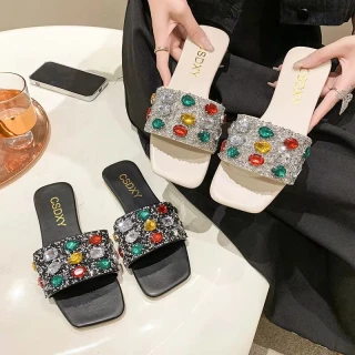 august_slippers_code__142_AUG4W5NA5FLA_1_320.webp
