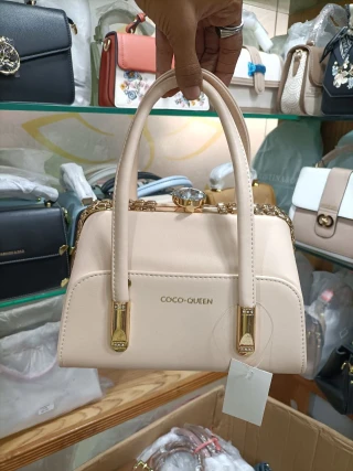 bag_code__1022_BAG335Q8B8CRO_1_320.webp