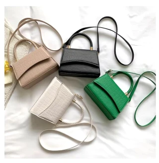 cross_body_bag_code_015_CRO97UXSZJCRO_1_320.webp