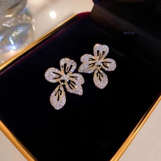 dec_earring_01_code__DEC27Y3F4LJEW_1_320.webp