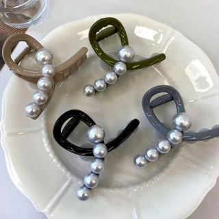 pearl_hair_clip_PEA87FI1EPHAI_1_320.webp